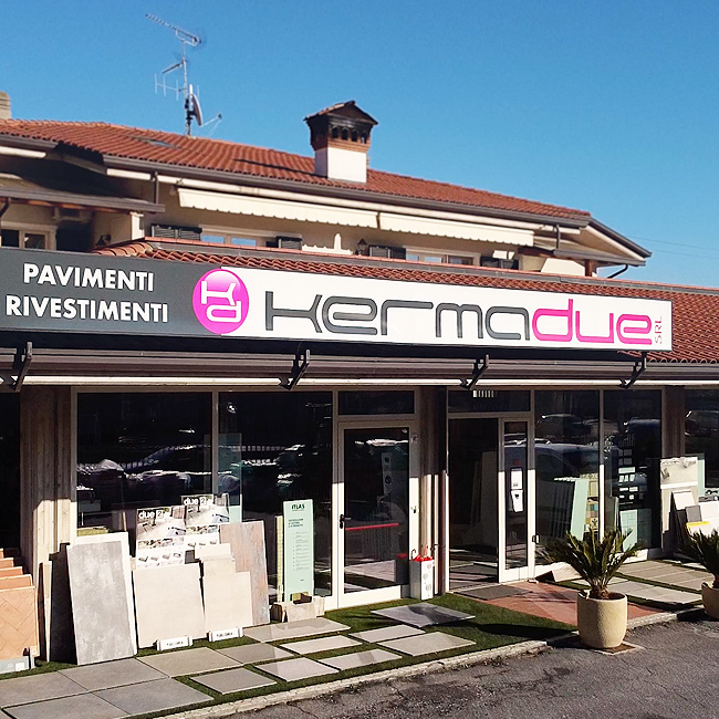 showroom esposizione pavimenti e rivestimenti lago di garda